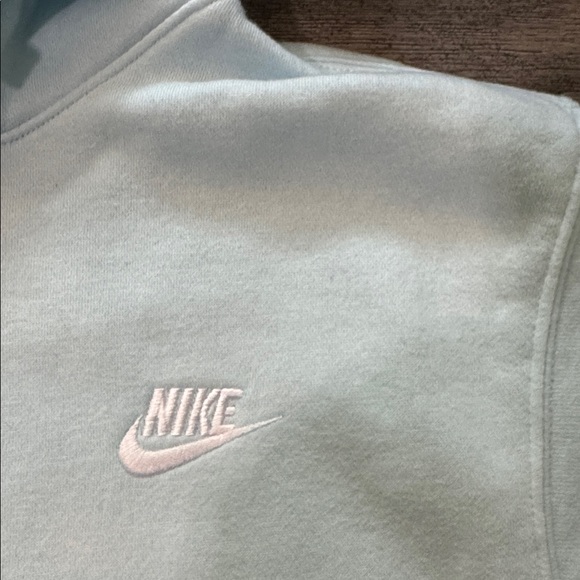 Nike Women's Sportswear Club Fleece Pullover Hoodie size XS - Picture 3 of 8